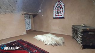 نمای داخلی اتاق آناهید اقامتگاه بوم گردی بادبر - بوانات - روستای بادبر